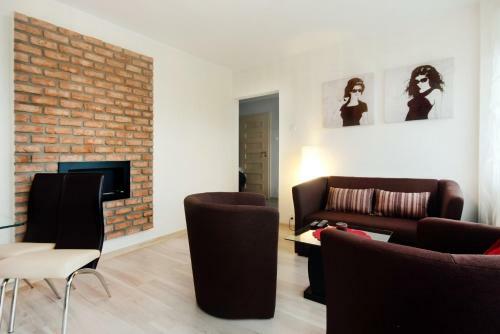 Bt Apartament Odzie?owa