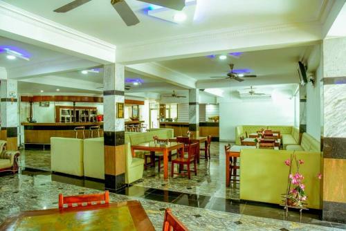 Misuki Plaza Hotel