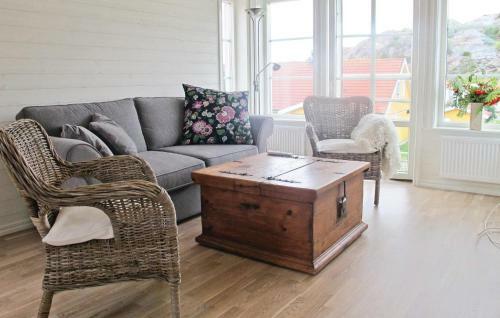 Holiday Home Heestrand R�dalen Hamburgsund