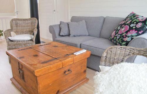 Holiday Home Heestrand R�dalen Hamburgsund
