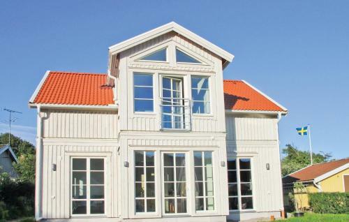 Holiday Home Heestrand R�dalen Hamburgsund
