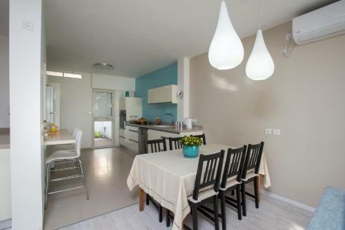 Apartamento Eshkol Housing Haifa