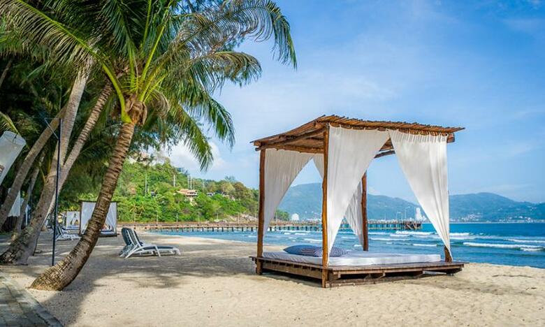 Hotel Thavorn Beach Village & Spa