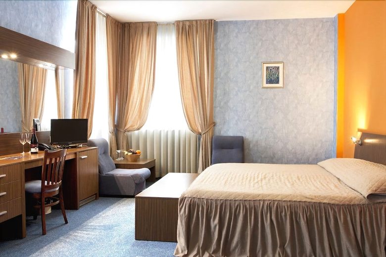 Hotel Diter