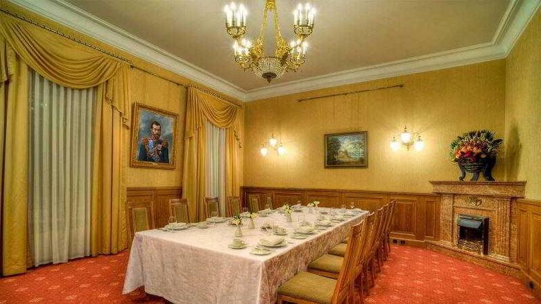 Hotel National