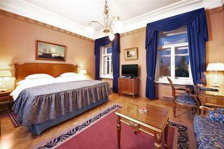 Hotel National