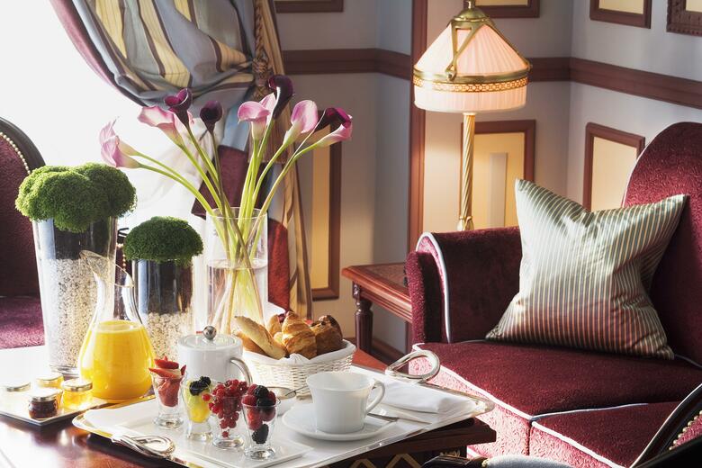 Grand Hotel De Bordeaux & Spa
