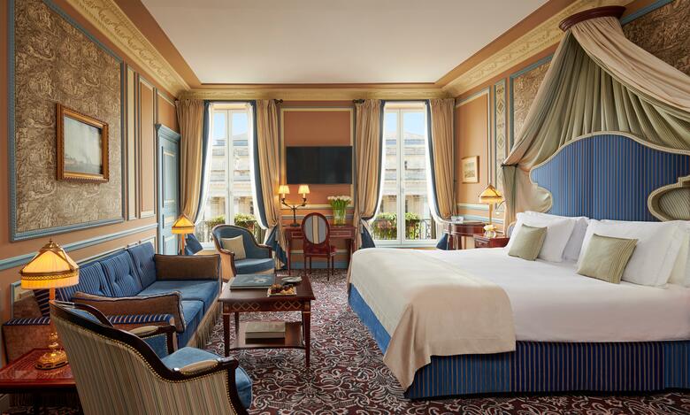 Grand Hotel De Bordeaux & Spa