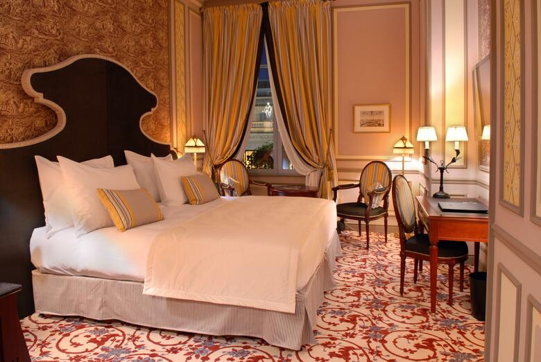 Grand Hotel De Bordeaux & Spa