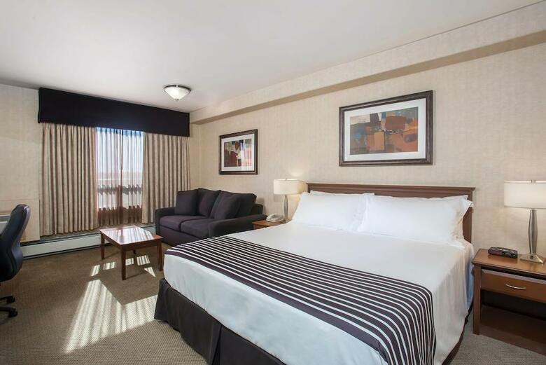 Sandman Hotel Calgary Airport