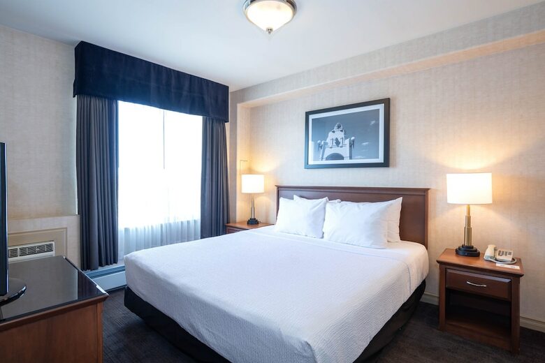 Sandman Hotel Calgary Airport
