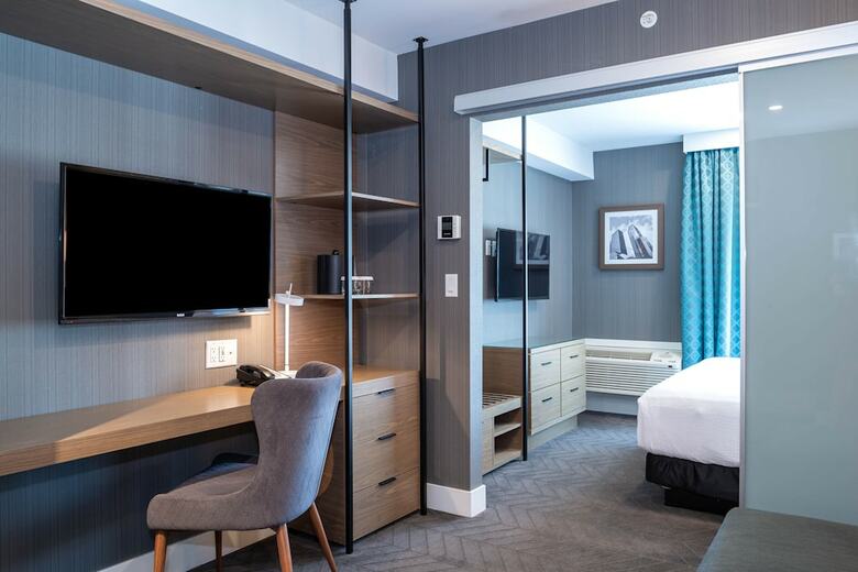 Sandman Hotel Calgary Airport