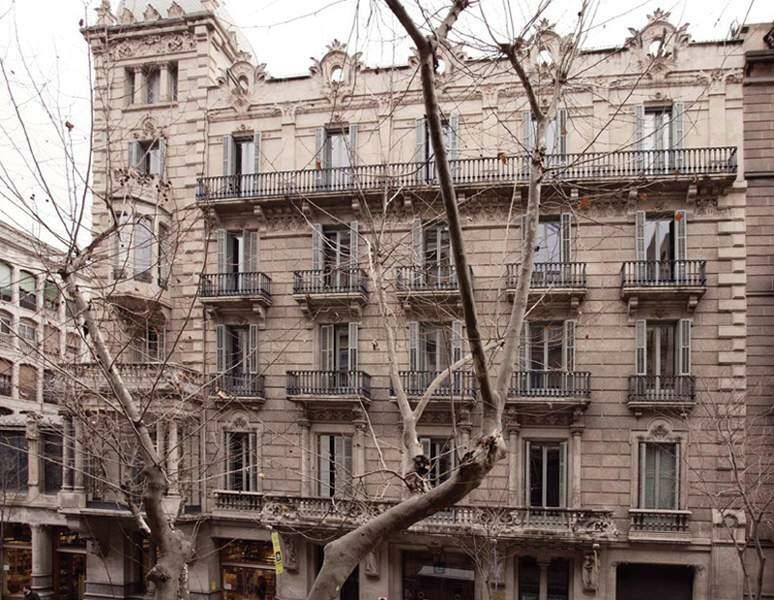 Hotel Petit Palace Museum