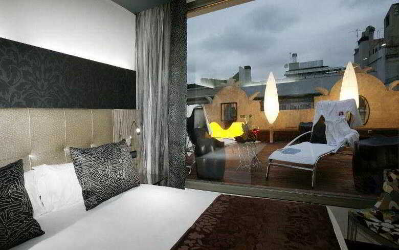 Hotel Petit Palace Museum