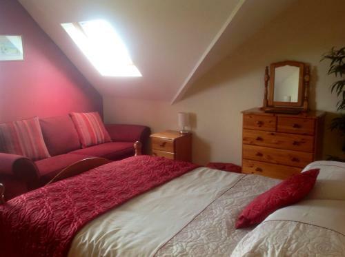 Loughrask Lodge Bed &amp; Breakfast