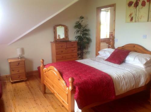 Loughrask Lodge Bed &amp; Breakfast