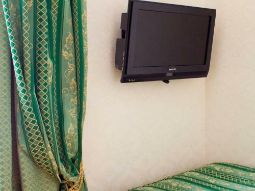 Hotel Alleya Grand