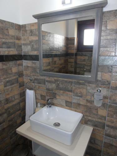 Hostal Pensiunea Crai Nou