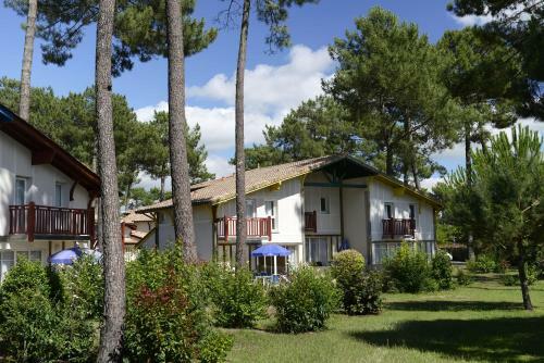 Les Greens Du Bassin