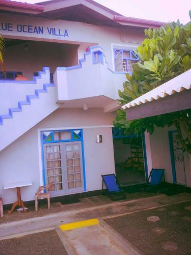 Hostal Blue Ocean Villa