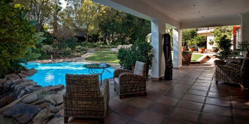Hostal The Oasis Signature Hotel