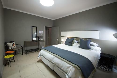 Hostal Birds Babble Self Catering Guesthouse