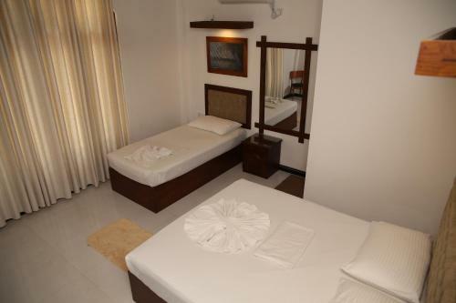 Hostal Sadula Holiday Resort - Anuradhapura