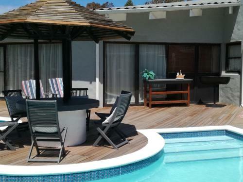 Hostal Livesey Lodge Guest House