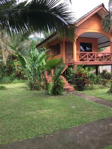 Nung House Khao Sok