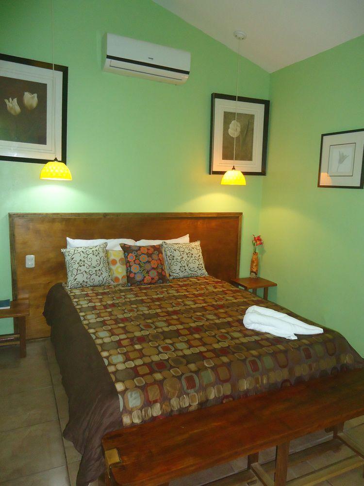 Hotel Mandarina