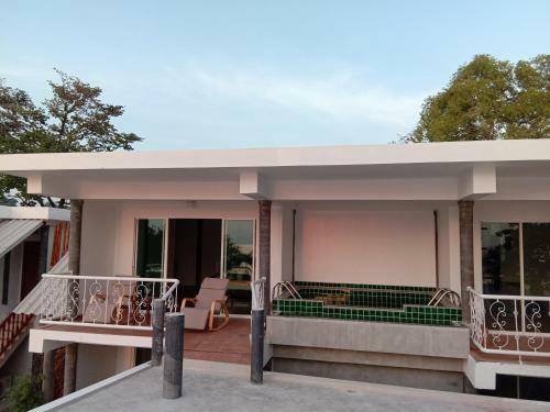 Hotel Yao Yai Resort