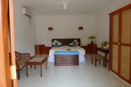 Hotel Bougain Villa