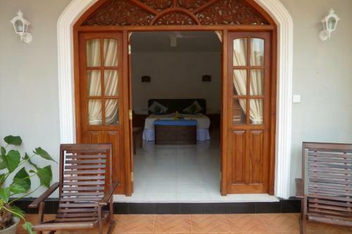 Hotel Bougain Villa