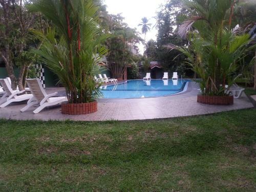 Hotel Bougain Villa