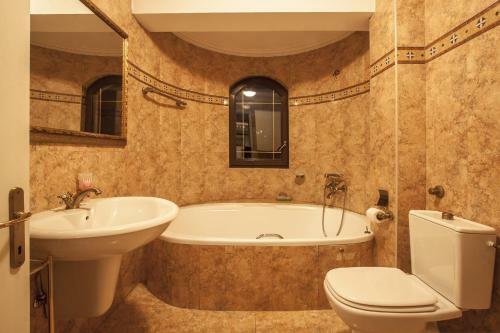 Central Exclusive Apartment