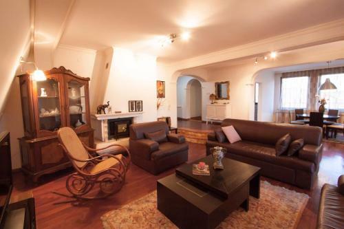 Central Exclusive Apartment