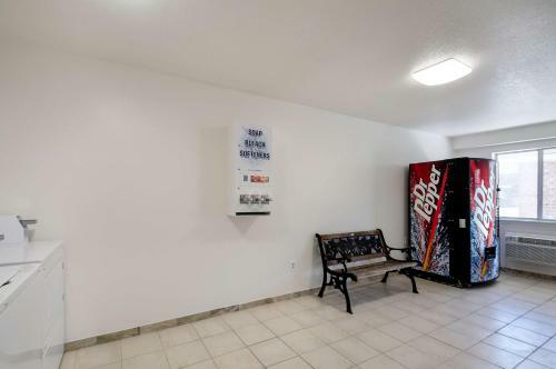 Motel 6 Charles Town
