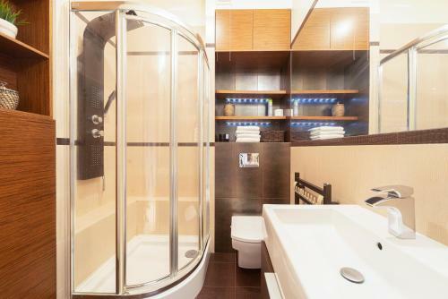 Neptun Park Apartments