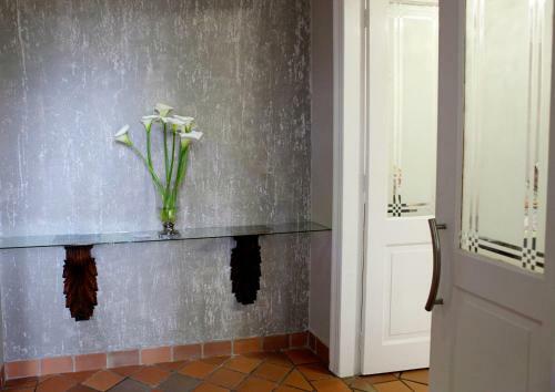 Hostal Elegant Lodge
