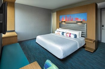 Aloft Hotel Milwaukee Downtown