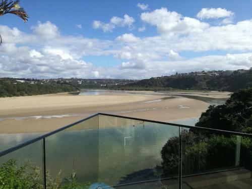 Blue Lagoon Hotel And Conference Centre