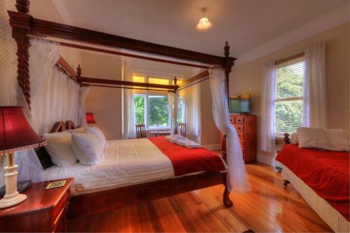 Acacia Bed And Breakfast