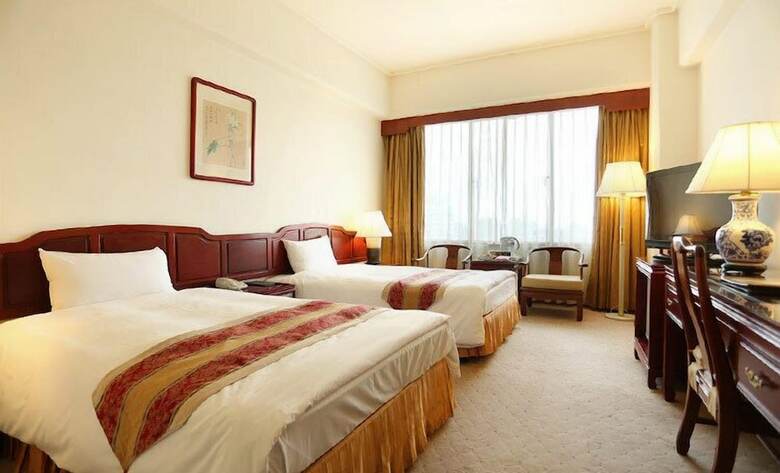 Plaza International Hotel