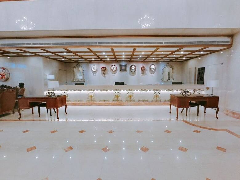 Plaza International Hotel