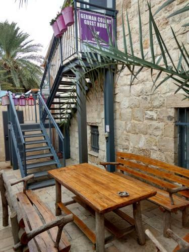 Albergue German Colony Guest House