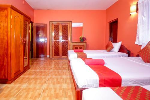 Hotel Blossoming Romduol Lodge