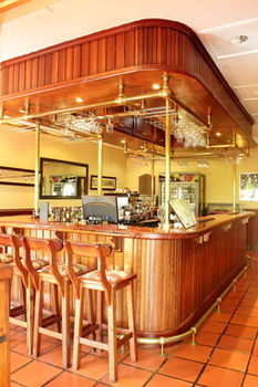 Hotel Three Cities Greenway Woods Golf Resort