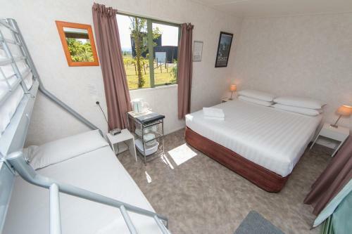 Martinborough Top 10 Holiday Park