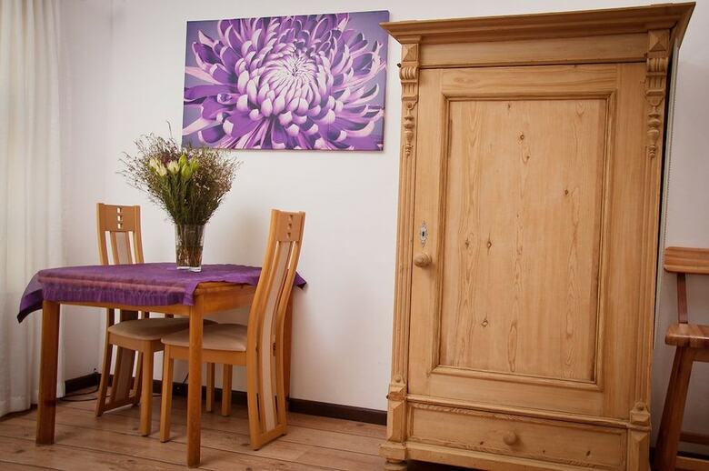 Hostal A Vue Guesthouse
