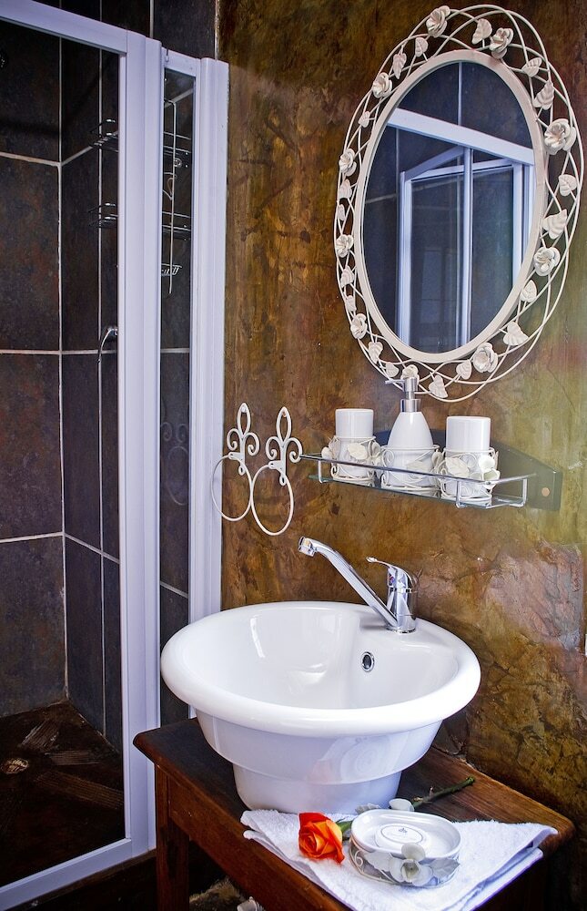 Hostal A Vue Guesthouse